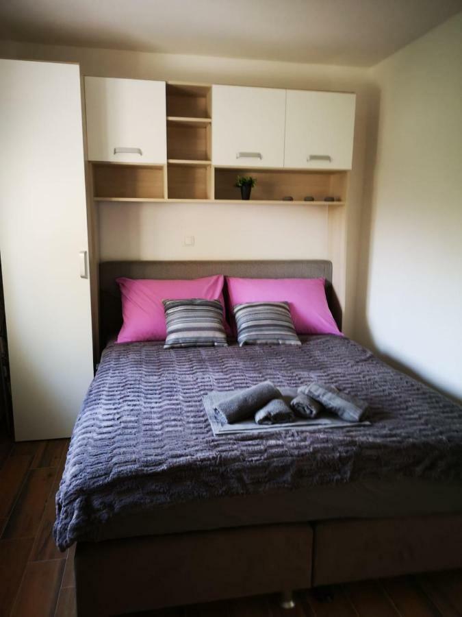 Holiday Home Visnja Нин Экстерьер фото